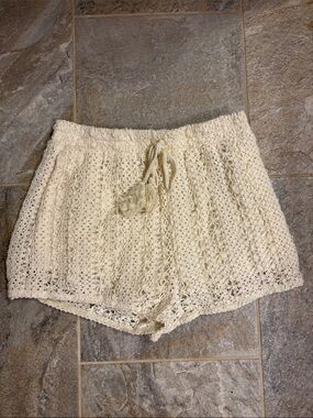 ILLA ILLA Crochet Drawstring Skort in Cream